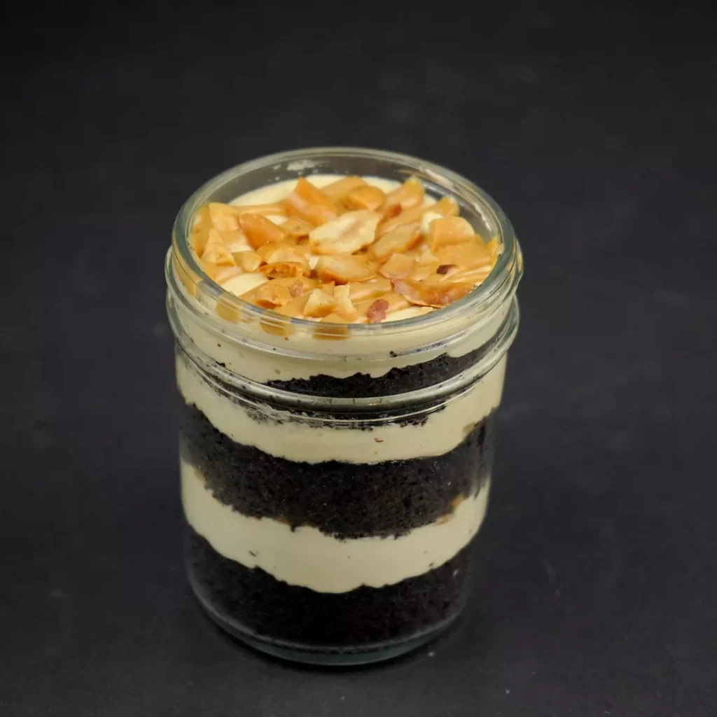 Chocolate and Peanut butter Eggless Cake Jar